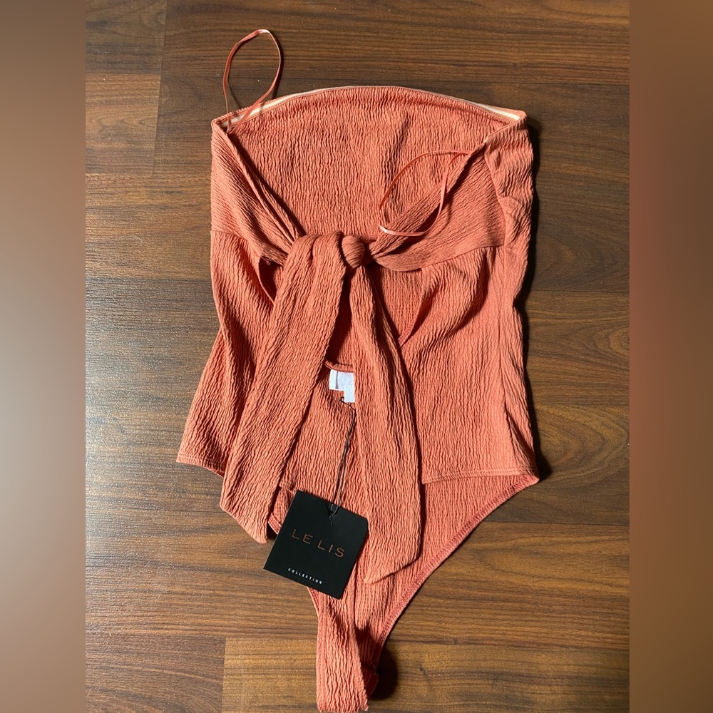 Rust strapless bodysuit - Picture 3 of 4